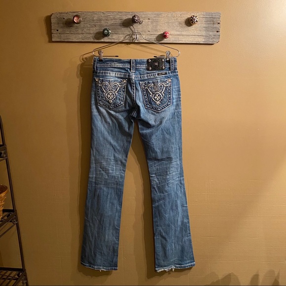 Miss Me Jeans - Picture 2 of 5